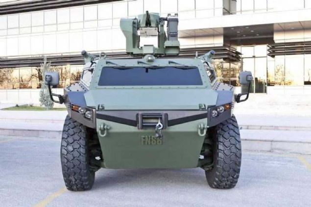 Pars, maynlara ve el yapm patlayclara kar korumal olan aracn gvdesi, balistik malzemeden retildi. CH-47 Chinook ar yk helikopteri dahil her trl askeri kargo ua ile tanabiliyor.              