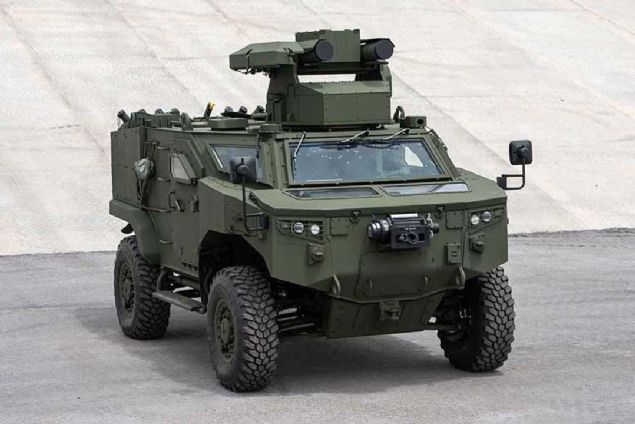Pars 4x4 STA, her trl arazi artnda, srati ve yksek manevra kabiliyetiyle dmana ait tanklar ve dier zrhl unsurlar uzak mesafeden imha edip, ksa srede mevzi deitirerek ikinci hedefi ate altna alabilecek yeteneklere sahip olarak gelitirildi.  <br><br>  FNSS, tecrbesi ve yeniliki yaklamyla bu zorlu gereksinimleri bir arada karlayacak, ok zel bir amfibi ara ortaya kard. Aracn en dikkati eken zelliini, g grubunun, aracn arkasnda yer almas oluturuyor.   <br><br>  Bu yerleim, soutma zgaras ve egzozunun da st blmde bulunmasyla Pars 4x4e, hibir hazrlk yapmadan suya giri imkan ve dolaysyla snfnn en stn amfibi kabiliyetini kazandryor.   <br><br>  Ayrca Pars 4x4n, daha yksek sratle manevra yapabilmesine de imkan salyor. Ancak g grubu arkada bulunan bir aracn sahip olabilecei tm bu zellikler, Pars 4x4'n, at sonras konumunu terk edip, tehlikeden hzlca uzaklaabilmesine olanak veriyor.      