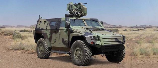 Cobra II platformu zerine gelitirilen Cobra II Yk Tayc Zrhl Ara, Cobra II'nin sahip olduu stn arazi ve manevra kabiliyetine sahip.  <br><br>  Ara, gece ve gndz, zorlu arazi ve iklim koullarnda, farkl operasyon blgelerinde ihtiyaca cevap verebilecek.   <br><br>  Cobra II Yk Tayc Zrhl Ara, gelimi hareket kabiliyetinin yan sra operasyon blgesinde grev yapan dier aralarla uyumlu yksek koruma salayacak.   <br><br>  Yksek tama kapasitesiyle dikkat eken ara, 2,5 ton faydal yk tama imkan sunuyor.         