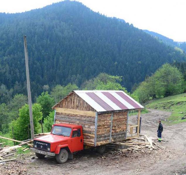 Yürüyen ev yaptılar! Foto Galeri STAR