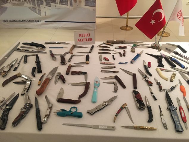 Dnyann en byk adliyesi olarak bilinen Anadolu Adalet Saray'nn 5 ayr bloktan olutuunu kaydeden Segin, yaklak 5 bin alan bulunan adliye binasna gnlk 40 bin vatanda ve avukatn giri yaptn anlatt.  