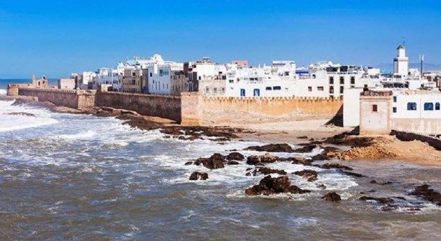 OUARZAZATE VE ESSAOUIRA / FAS     <br><br>  Ejderhalarn annesi Daenerys'in tm bir ehirdeki kleleri zincirlerinden kurtard sahneler sizi etkilediyse Fas'n bu gizemli ehirlerinin etkisinden de uzun sre kurtulamayacaksnz demektir. 
