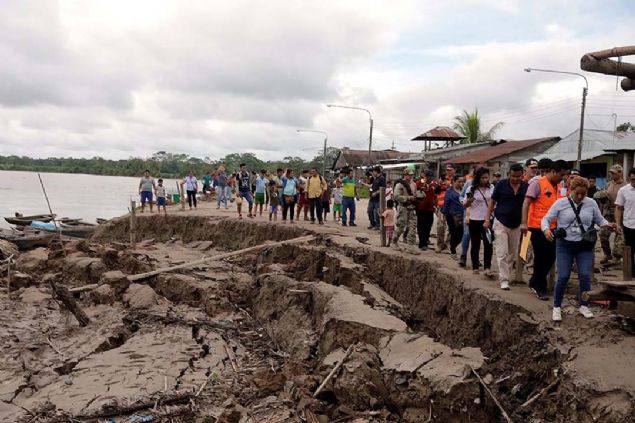 Peru'da, 15 Austos 2007'de meydana gelen 7,9 byklndeki depremde 595 kii hayatn kaybetmiti.  
