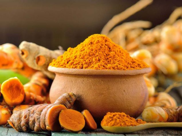 Antienflamatuar ve antioksidan zellikleri olan kurkumin, phtlamay da nlyor ve kalp-damar sisteminizi koruyor.                          