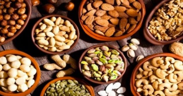 Salkl bir vcudun ardnda salkl ve doru beslenmenin olduunu vurgulayan uzmanlar tketmemiz gereken besinleri de aklyor.   <br><br>  Salkl beslenmek iin hangi besinin nasl faydal olduunu, hangi besinin hangi organa fayda saladn bilmeniz ok nemli...                      