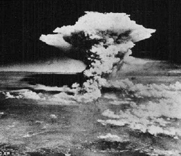 Hindistan'n ilk nkleer denemesi 1974 ylnda 'Smiling Buddha' kod adl nkleer bomba   