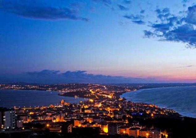 SNOP: Sinop ismi Sinope isimli bir Yunan Tanrasndan doru gelmektedir. ehrin nceki ismide Sinope dir.   