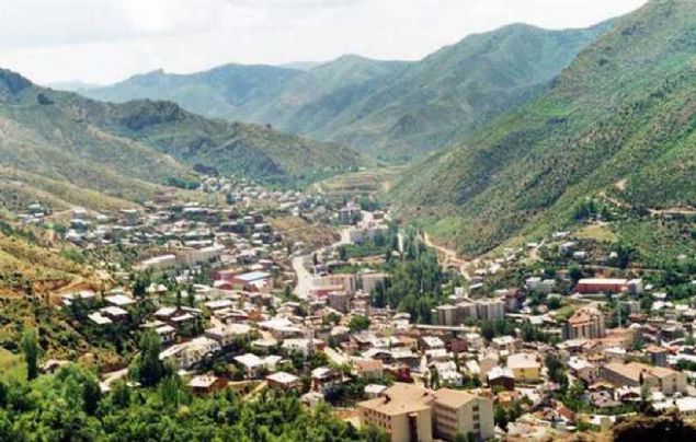 GMHANE: Burada daha nceleri gm madenleri olduundan, bu ehre Gmhane denilmitir.               