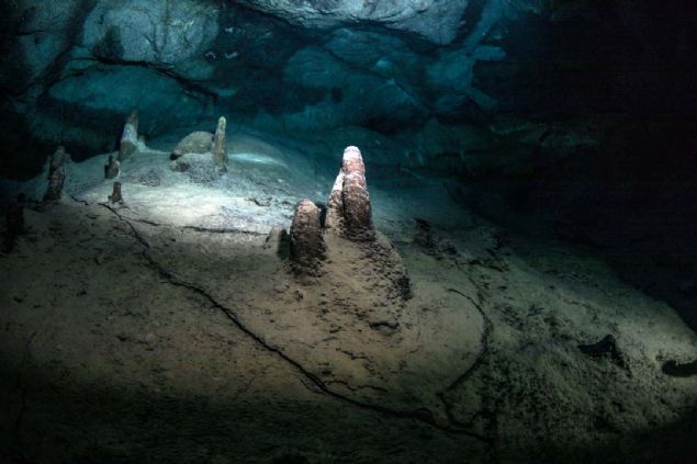 Hemen keif iin bir sonraki dal plann yapmaya baladk. Aradan geen srete 200'e yakn dal yaptk ve hala yeni noktalarn kefediyoruz.'            