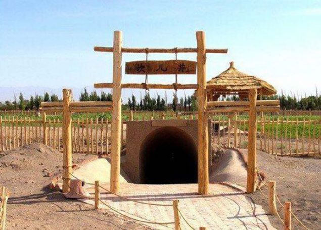 Tanr Dalarndan yzyllardr blge halkna hizmet veren yer alt kanallar 1,5 metre ykseklikte, 60-70 cm genilikte ina edilmi ve gnde 858 metrekp su tayor. Ancak bugn bu oran neredeyse te bir orannda dm durumda.  