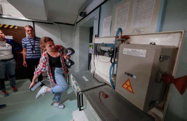 Amerikal televizyon kanal HBO'nun sadece be blmden oluan dizisi, son blmnn ardndan 9,6 puanla birincilik koltuunu Planet Earth II'den ald.   