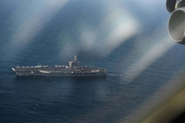 USS Abraham Lincoln'den bildiren AP muhabiri, geminin Arap Denizi'ne gnderilmesinin ran'a ak bir mesaj olduunu bildiriyor.   
