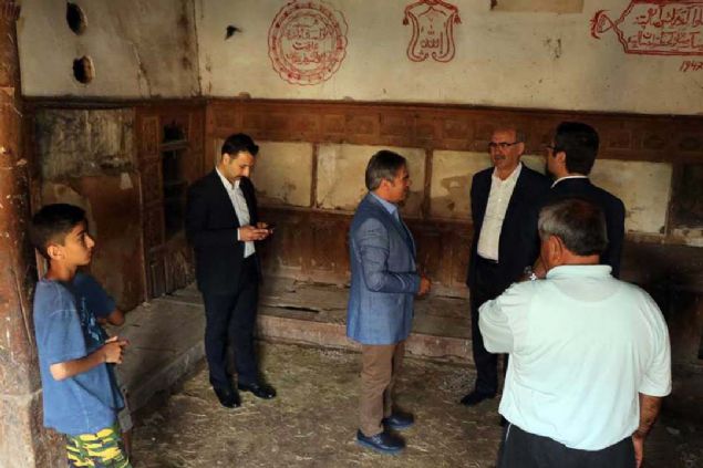 Bu bakmdan da bence ok dikkat ekici bir yap. Bunun kltrmze kazandrlmas, Nevehir Dilar'nn sizin vastanz ile kazandrlmasnn ok faydal olacana inanyorum.   <br><br>  Sadece mimari ve sanat tarihi olarak buna bakmamak gerekiyor. Ayn zamanda iin sosyolojisine dair de iz srmeyi bir imkan tanyan bir yap olan konak olarak dikkatimi ekti' eklinde konutu. 