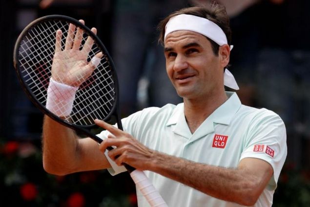                                                                 ROGER FEDERER - TENS  <br><br>  93.4 MLYON DOLAR                                                         