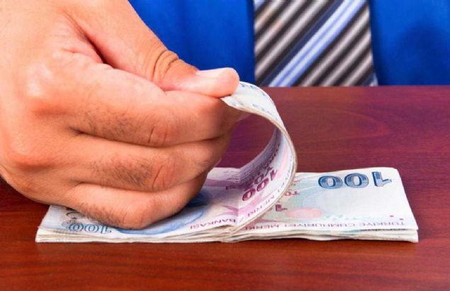 Daha nce 3 ayda bir yatrlan bu maa, 2018 Eyll itibaryla aylk denmeye balanmt. 