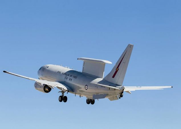 AWACS sisteminin gncellenmesi ya da yenilenmesi tartmas arasnda, 'Trkiye gibi Boeing'in gelitirdii daha yeni bir radar sistemi olan E-7'yi alabiliriz' dedi.   