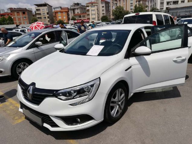 2017 RENAULT MEGANE   <br><br>  96.000 TL              