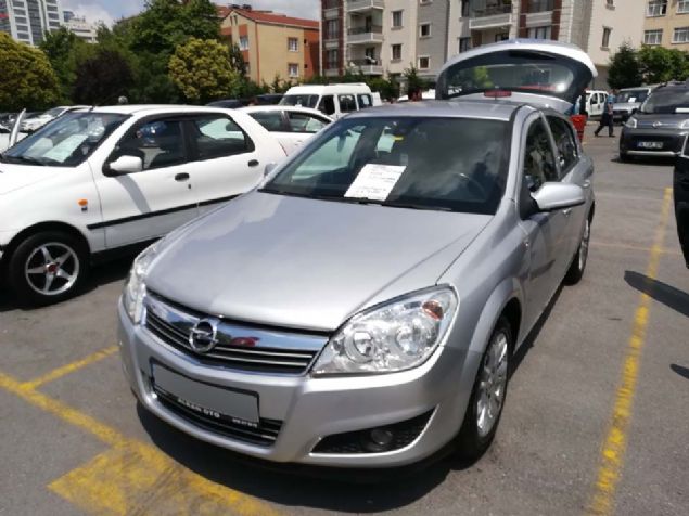 2009 OPEL ASTRA                    