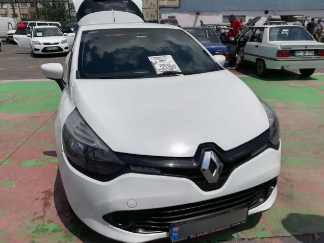 2015 RENAULT CLO   <br><br>  55.900 TL                   