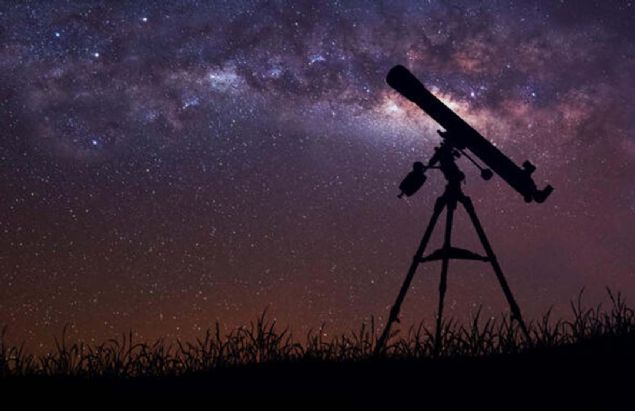 1608 - Teleskop icat edildi.      