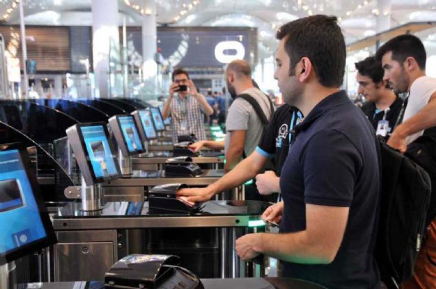 Emniyet Genel Mdrl (EGM) ve stanbul Havaliman letmecisi GA, yolcu konforunun en st seviyede saland havalimannda yolculara zaman kazandracak yeni bir uygulama balatyor.    