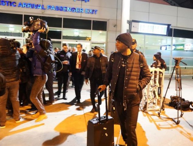                                                                 BABEL VE ENER'N MALYET BELL OLDU!  <BR><BR>  Galatasaray yeni sezon ncesi anlamaya vard isimlerin transferinde sona geldi. Ryan Babel ve ener zbayrakl'nn maliyeti belli oldu.                                                         