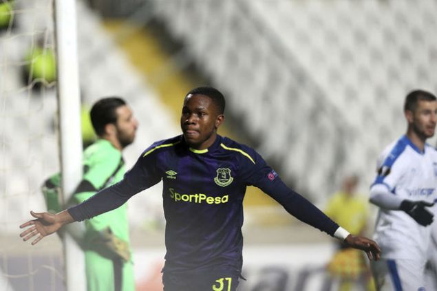 TRT Spor'da yer alan habere gre; Siyah Beyazllar, Everton'daki gen oyuncu iin 2 milyon Euro kiralama bedeli nerecek.   