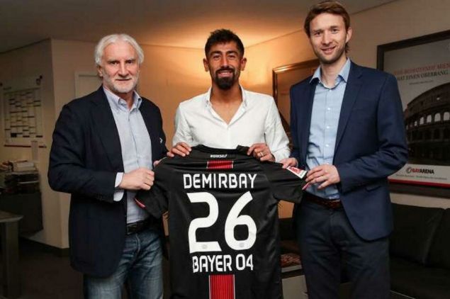                                                                 Kerem Demirbay  <br><br>  Yeni takm: Bayer Leverkusen<br>  Eski Takm: Hoffenheim<br>  Mevkiisi: Orta saha<br>  Bonservisi: 32 milyon euro                                                        
