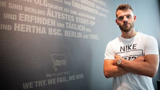                                                                 Eduard Lwen  <br><br>  Yeni takm: Hertha Berlin<br>  Eski Takm: Nrnberg<br>  Mevkiisi: Orta saha<br>  Bonservisi: 7 milyon euro                      <br><br>          (sporx)                             