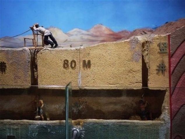 Karez kanal� m�zesinde yer alt� su kanallar�n�n �� boyutlu maketi, insano�lunun do�a ko�ullar�na nas�l meydan okudu�unu net bir �ekilde g�steriyor.    