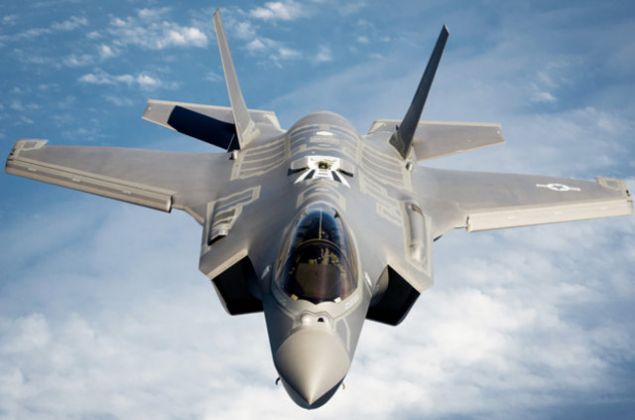 Yksek manevra kabileyeti ve gizlenmesi sayesinde dman hava sahasna szp operasyon gerekletirebiliyor.             