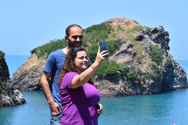 Ordu'nun, blgenin en nadide kularndan biri olan tepeli karabatak kularna ev sahiplii yapyor. Bu anlamda da blgede tek olma zelliine sahip.' diye konutu.     