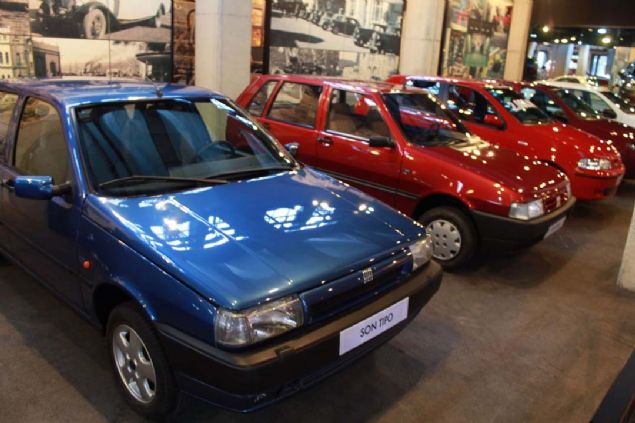 Bursa Umurbey Bilgi Park Kompleksi'nde yer alan ve 2018 ylnda 70 binden fazla ziyaretiyi arlayan, ocuklarn aileleriyle birlikte gezebilecei Tofa Bursa Anadolu Arabalar Mzesi'nde, otomotiv sanayisinin geliimi, bir tmlsten yola klarak aktarlyor.    