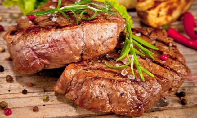 Gda tketimine dikkat edin  <br><br>  ok fazla proteinli gda tketmediinizden emin olun.  <br><br>  Uyku uzman Dave Gibsona gre, protein metabolizma hznz artrarak vcudunuzu ok stabilir.             