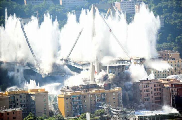 Ara�lar varken ger�ekle�en ��kmenin derinli�i, 45 metreyi buldu. 