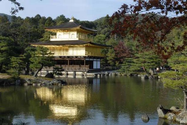 Kinkaku-ji, Kyoto, Japonya           