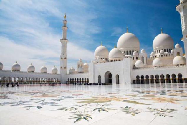 eyd Sayid Ulu Camii, Abu Dhabi, BAE            