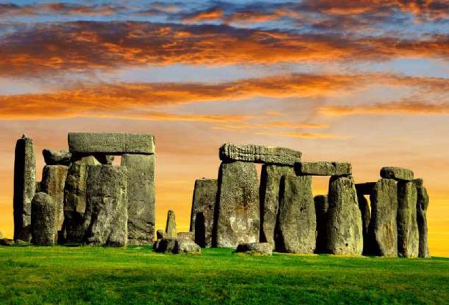 Stonehenge, Wiltshire, Birleik Krallk       