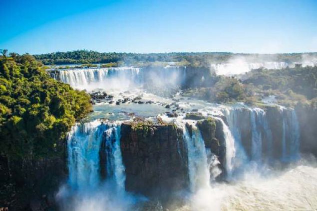 Iguazu elalesi, Brezilya ve Arjentina         