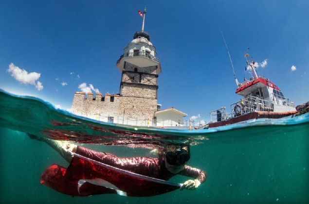 Her zaman cokuyla kutladklar bu gn, zel bir dalla talandrmaktan dolay ok mutlu olduunu ifade eden ingigiray,  