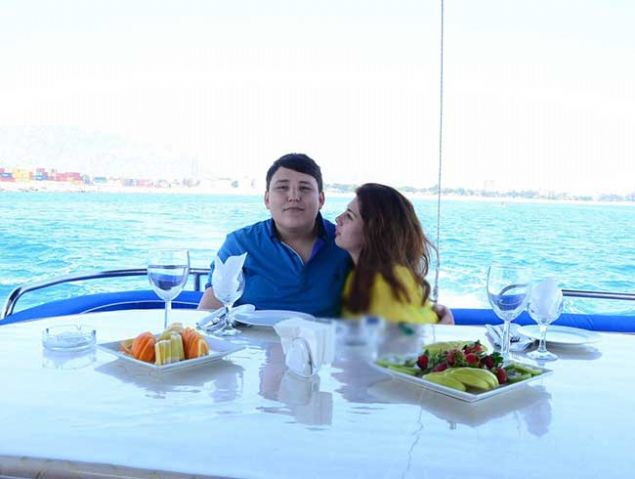 B�ylece davada tutuklu san�k kalmad�.  