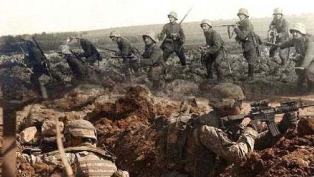 Byk bir eyin dtn gryorum. Hemen yannda kanl bir haner duruyor.  <br><br>  Sonrasnda da darbe etkisi ok ak olacaktr. ki kii hiyerarik sralamada nc srada olan birini ldrecek.   <br><br>  Bu iki kii bakalarndan para aldlar o yetkiliyi ldrmeleri iin. Katillerden birisi ufak-tefek siyahi bir adam ve dieri ise biraz daha uzun ve ak renkli sa olan birisi!   <br><br>  Bence bu olay Balkanlar'da gerekleecek fakat bunu tam olarak syleyemiyorum.   <br><br>  Bu olayn intikam hemen gelecek bu usuz-bucaksz su zerinden...' 