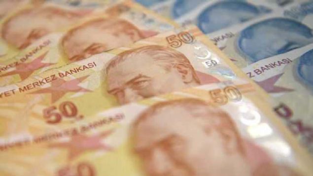 Emeklinin eline net maa ve ek deme olarak 4 bin 935 lira yerine 5 bin 329 lira gemeye balayacak.     