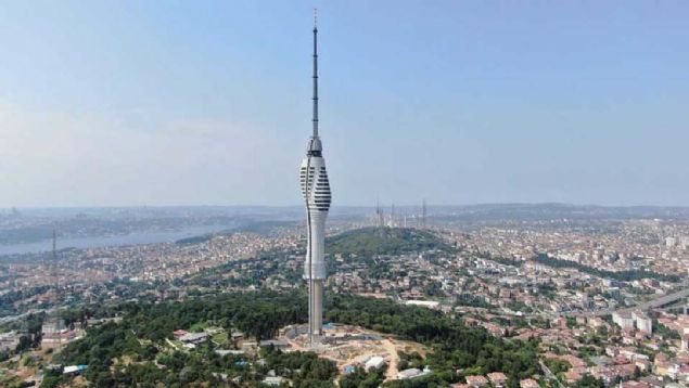RESTORAN VE SEYR TERASLARI BULUNACAK   <br><br>  stanbul'un sembol olmas beklenen yeni kulede 39 ve 40'nc katlarda deniz seviyesinden 393,5 ve 398 metre yksekliinde birer restoran bulunacak.   <br><br>  Ayrca kulenin 33 ve 34'nc katlarnda deniz seviyesinden 366,5 ve 371 metre yksekliinde iki ayr seyir teras da yer alacak. 