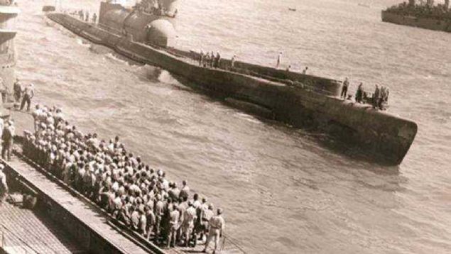 Bu denizaltlarda Almanlar'dan ilham alnarak retilen ve radar ile sonar sinyallerini emen kaln, lastik benzeri bir kaplama da bulunmaktayd.  <br><br>  Sava, bu denizaltlar kullanlamadan sona erdi ve 1946'da I-400 A.B.D.'ye teslim edilerek Hawaii aklarnda batrld.  