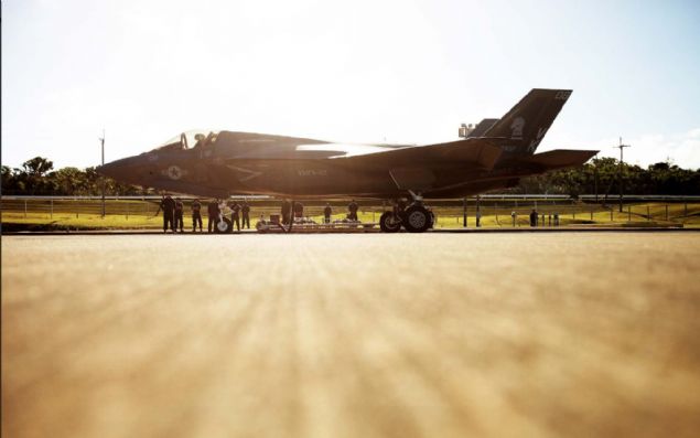 Kanat akl 10,65 m, Kanat Alan: 42.7 m             