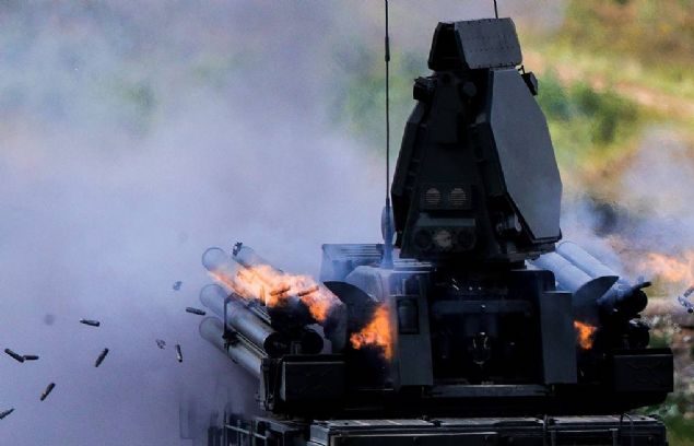  Pantsir-S1'in hedefleri tespit etme yarap: 36 kilometre  
