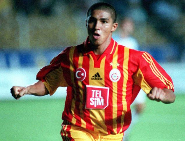                                                                 Mario Jardel                                                         