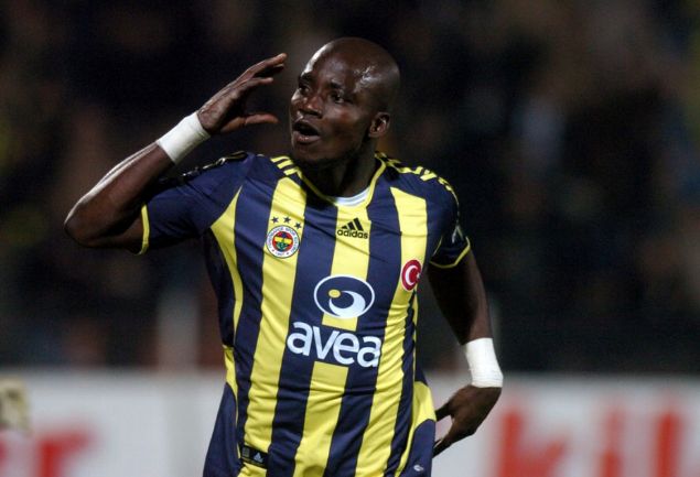                                                                 Stephen Appiah                                                         