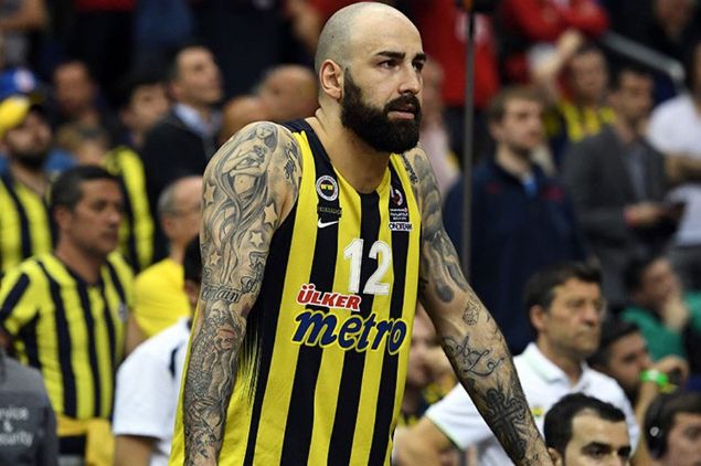 PERO ANTIC | ATLANTA HAWKS | Pero Antic 2013'te 31 yandayken Atlanta Hawks formasn giymek zere NBA'nin yolunu tuttu. Atlantada geirdii iki sezonda iyi bir rol oyuncusu olarak katk veren Antic, 2015te Fenerbahe ile anlat. Makedon oyuncu sar-lacivertli ekipte iki sezon geirdi. 